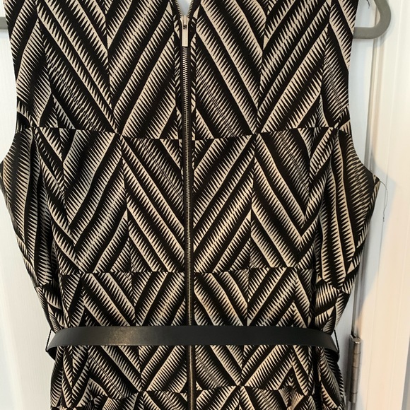 Anne Klein Black and Gold Dress - Picture 4 of 4